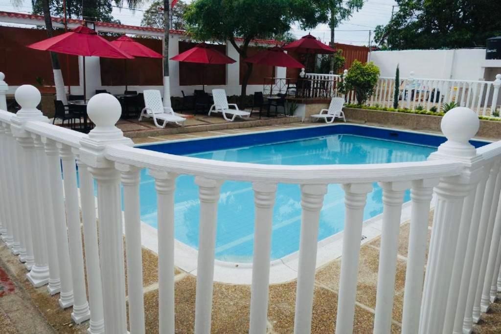 Hotel Maceo ميلغار المظهر الخارجي الصورة